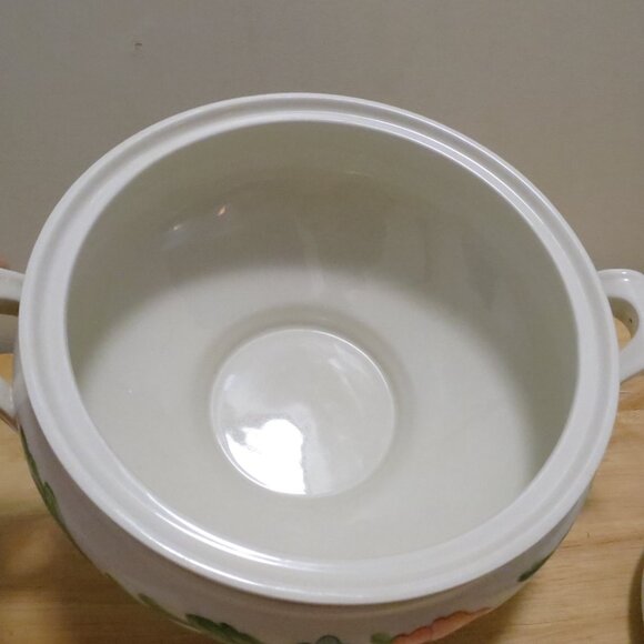Villeroy Boch Amapola Soup Tureen w/Lid Germany 6.5" Diameter No Ladle - Picture 8 of 11